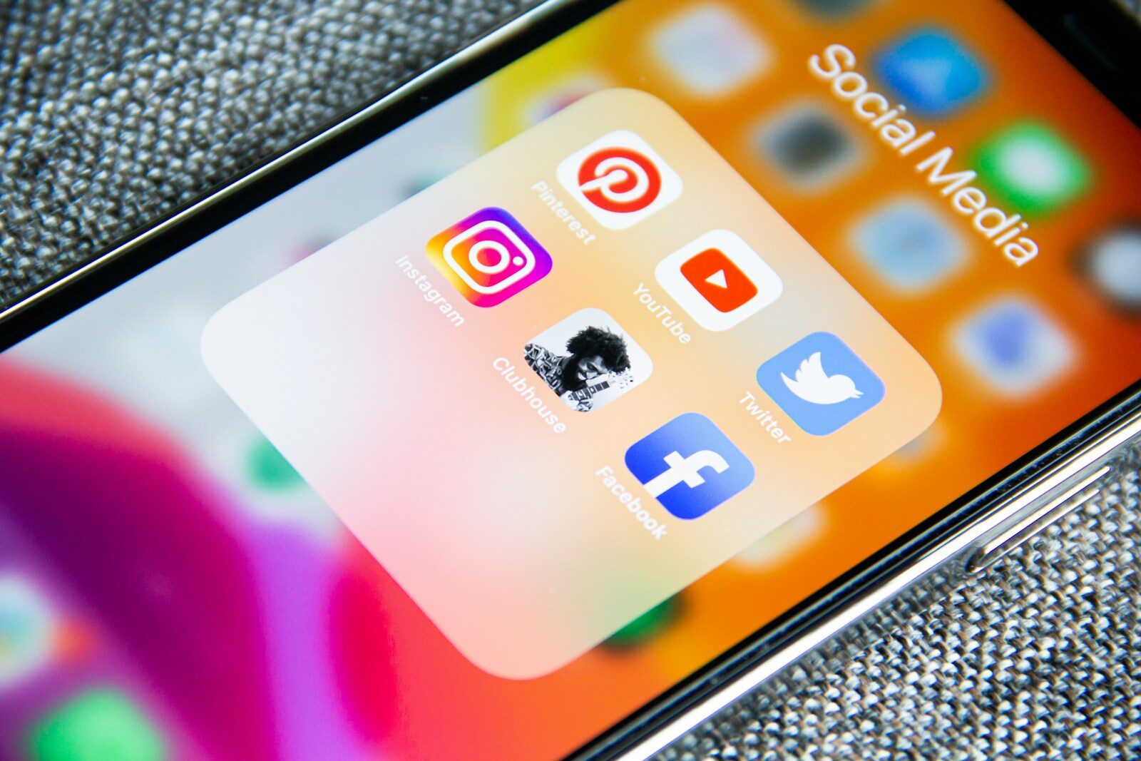 Online Barrier, Privacy and Connectivity